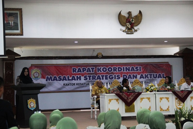 BUPATI MIRNA : PILIH KANDIDAT PILGUB PILPRES PILEG SESUAI HATI NURANI