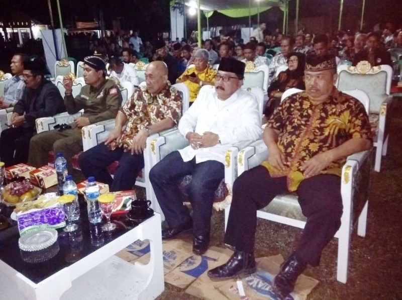 KPU KENDAL SOSIALISASIKAN PEMILU SERENTAK 2019 LEWAT PENTAS SENI KETHOPRAK