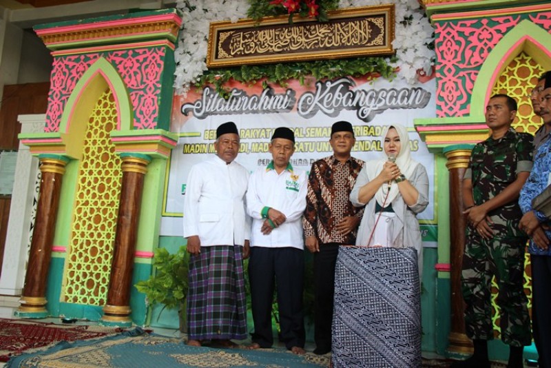 BUPATI MIRNA MINTA MASYARAKAT KENDAL KOMPAK DUKUNG PEMBANGUNAN