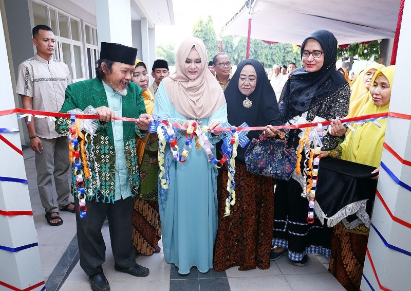 BUPATI MIRNA ANNISA RESMIKAN KLINIK PRATAMA RSI 2 AISYIYAH TRUKO