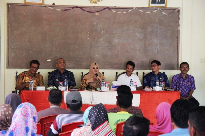 BUPATI MIRNA SERAP ASPIRASI PEMBANGUNAN WARGA GEMPOL SEWU