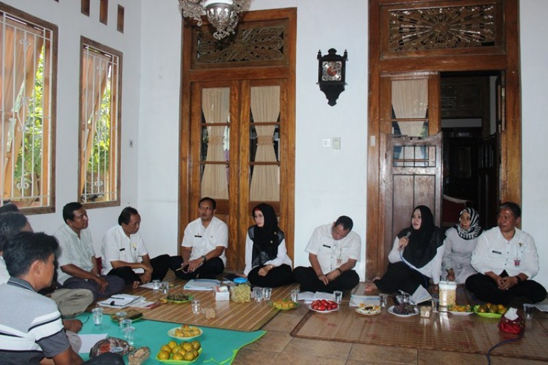 BUPATI MIRNA PASTIKAN PASAR PAGI KALIWUNGU DIBANGUN TOTAL 2019