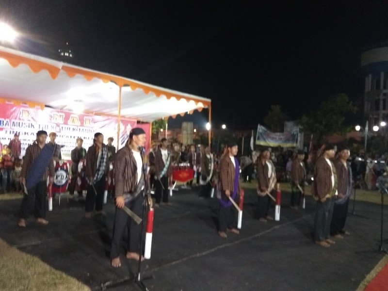 DESA SENDANG DAWUNG KANGKUNG JUARA LOMBA THEK-THEK HARI JADI KENDAL