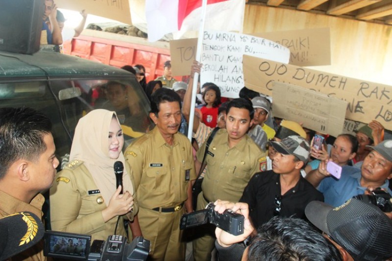 BUPATI MIRNA : SDN PROTOMULYO 2 YANG DIGUSUR TOL BAKAL DIBANGUN LAGI