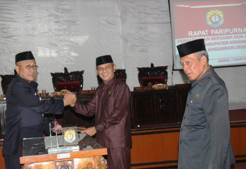 KUA PPAS APBD KABUPATEN KENDAL  TAHUN ANGGARAN 2019 DISETUJUI DPRD KENDAL