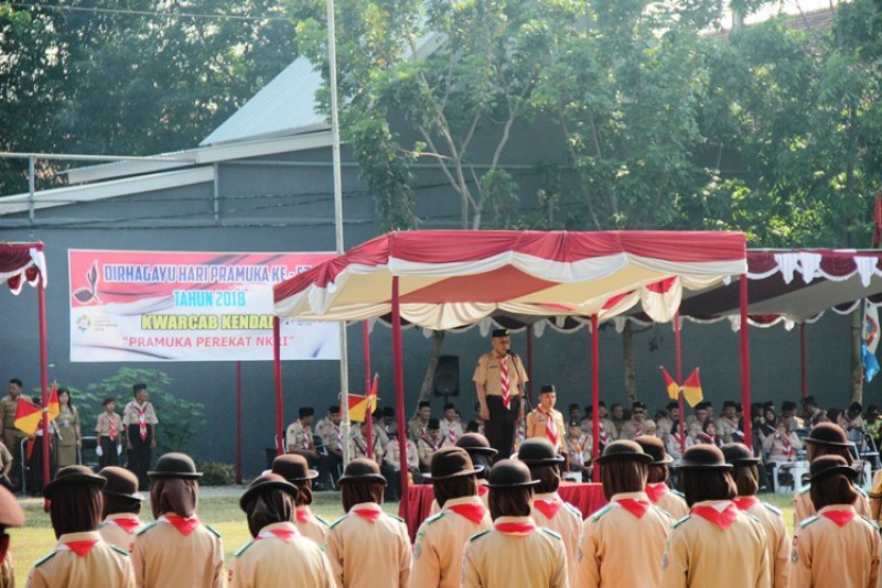 KENDAL GELAR UPACARA HARI PRAMUKA KE 57 "PRAMUKA PEREKAT NKRI"