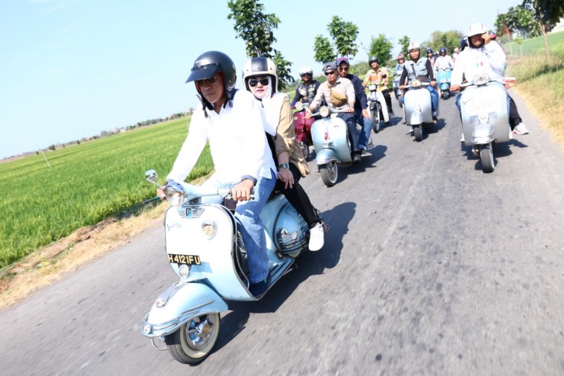 Bupati Kendal Mirna Annisa Buka Bodri Cultural Festival