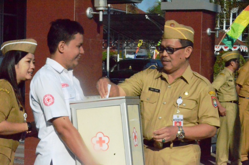 APEL PAGI BERSAMA ASN, SEKDA KENDAL CANANGKAN GERAKAN BULAN DANA PMI