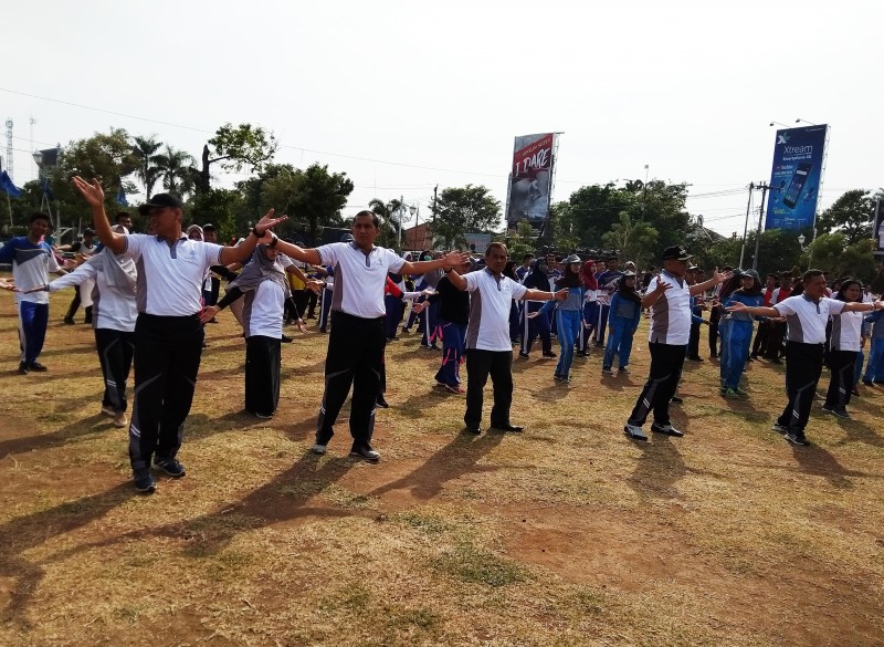Giliran Jajaran Forkopimda Olahraga Senam Goyang Kendal