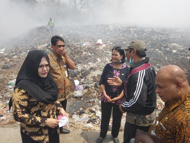 ALAT BERAT AKAN DIDATANGKAN UNTUK ATASI KABUT ASAP DARUPONO