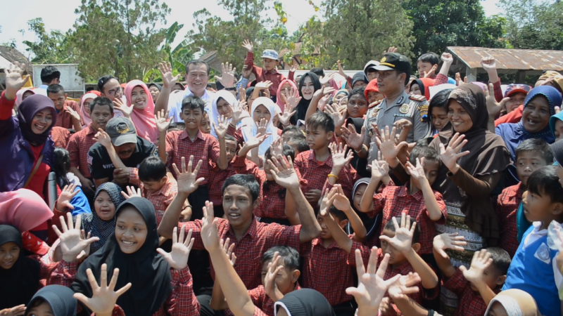 231 SISWA SLB IKUTI SIMULASI TANGGAP BENCANA KEBAKARAN