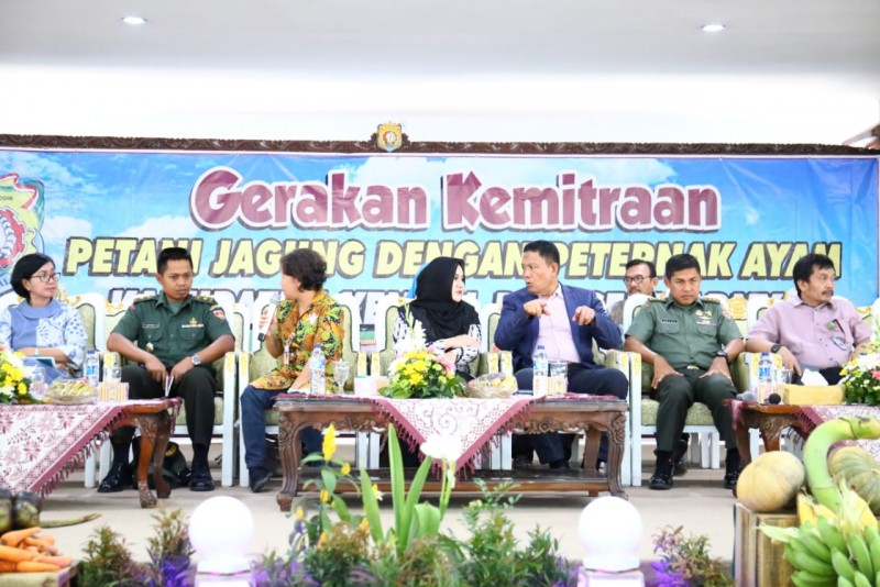 Dirjen Tanaman Pangan Hadiri Gerakan Kemitraan Petani Jagung-Peternak Ayam