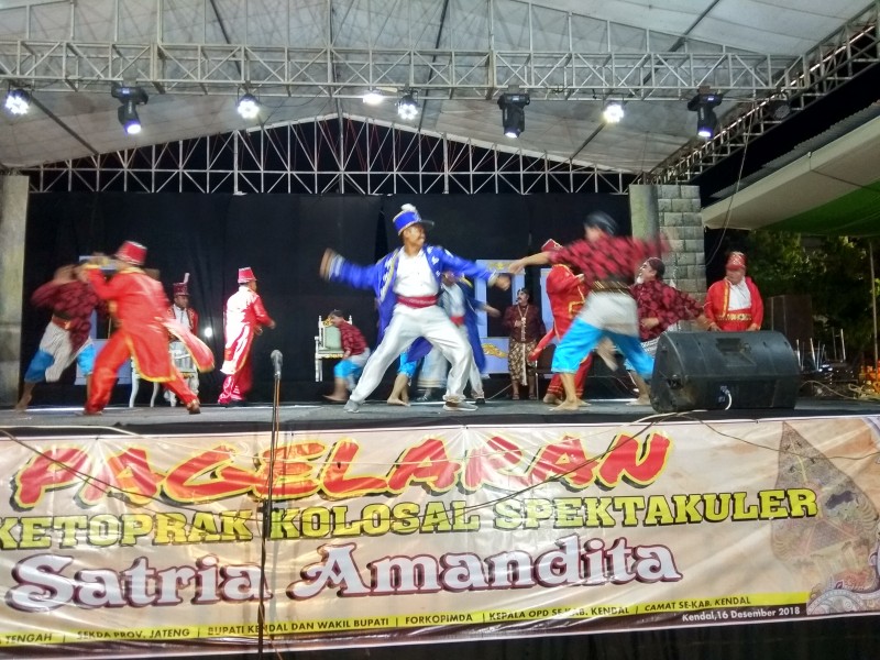 Kethoprak Kolosal Angkat Lakon Satria Amandita digelar di Alun-alun Kendal