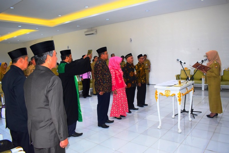 ASHARI SE, DIREKTUR BPR KENDALI ARTHA 2018 - 2022