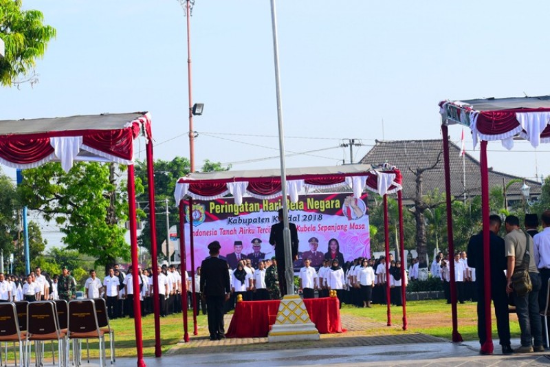 KENDAL GELAR UPACARA HARI BELA NEGARA