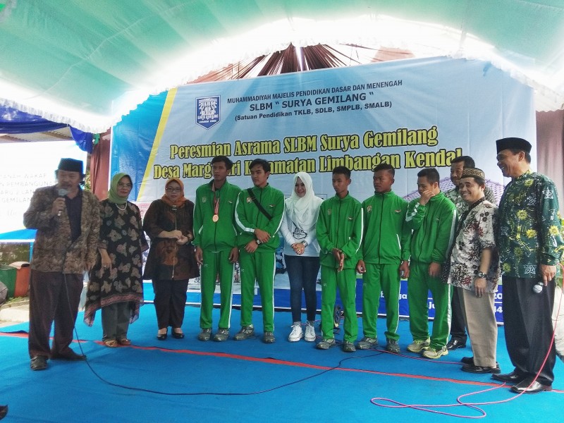 Orang Tua Harus Tetap Bangga pada Anak Meski Memiliki Keterbatasan