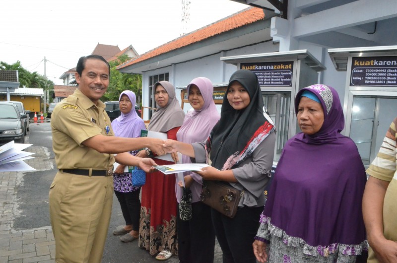 BUPATI MIRNA APRESIASI PROGRAM KENDAL MAKMUR