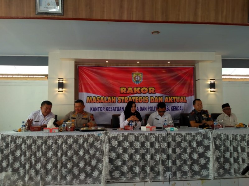 RAKOR STRATEGIS DAN AKTUAL  PENGAWASAN PEMILU SERENTAK