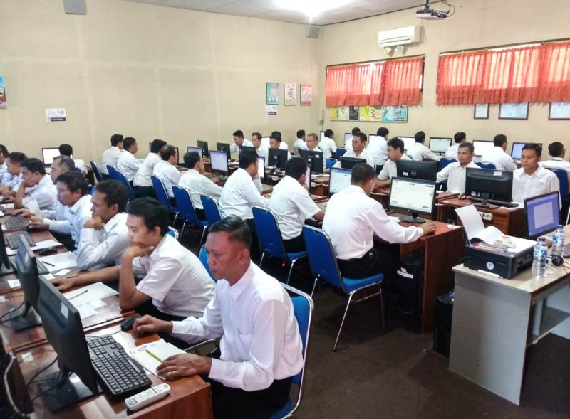BKPP KENDAL MELAKSANAKAN TEST CAT UNBK PPPK