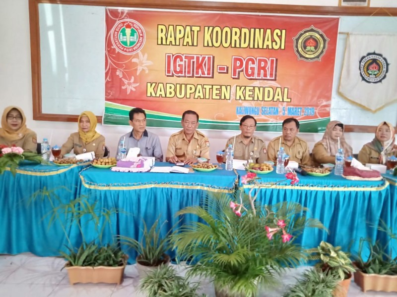 IGTKI PGRI KENDAL GELAR RAKOR
