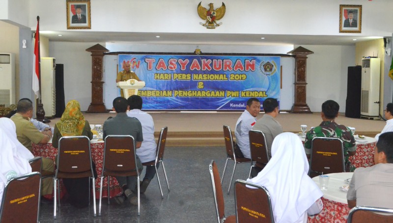HARI PERS NASIONAL TAHUN 2019, BUPATI MIRNA APRESIASI KINERJA PWI KENDAL
