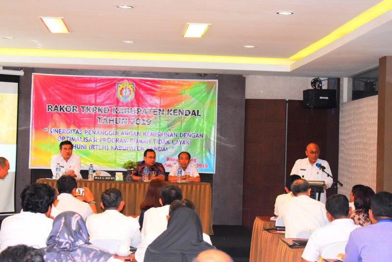 TANGGULANGI KEMISKINAN, KENDAL OPTIMALKAN PROGRAM RUMAH TIDAK LAYAK HUNI