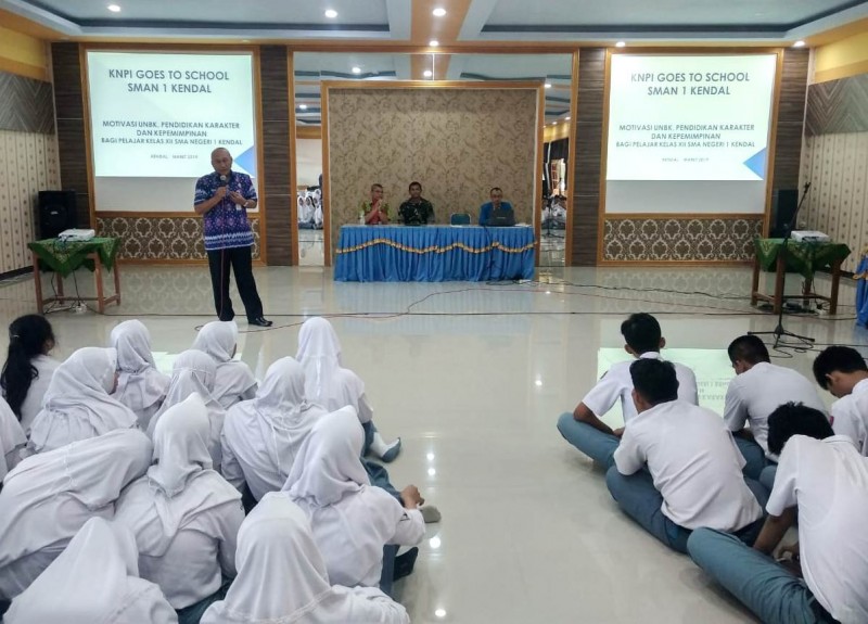 WAKIL BUPATI KENDAL : PARA PELAJAR HARUS PUNYA SPIRITUAL YANG KUAT