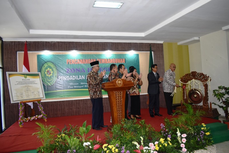 PENGADILAN AGAMA KENDAL KOMITMEN DENGAN PEMBANGUNAN ZONA INTERIGRITAS