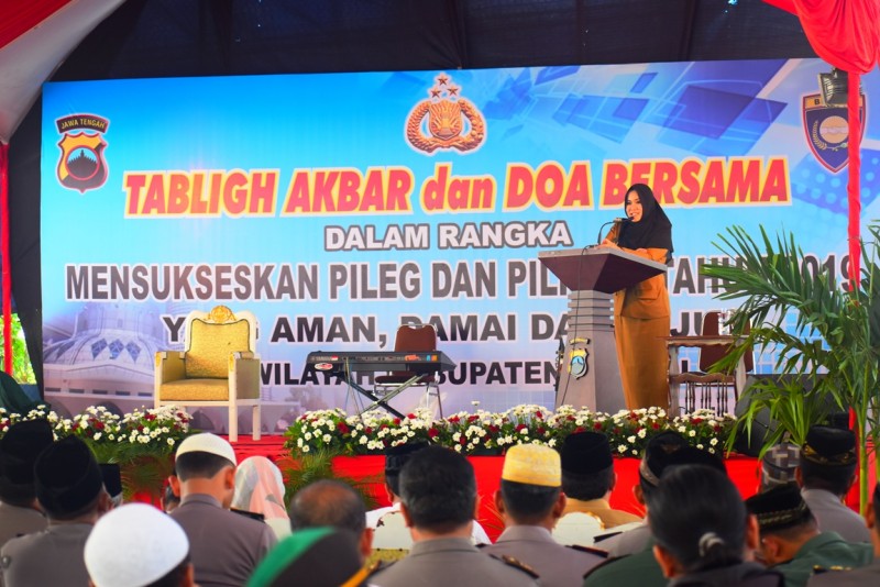 TABLIGH AKBAR DAN DOA BERSAMA BERSAMA PERKUAT KONDUSIFITAS PEMILU 2019