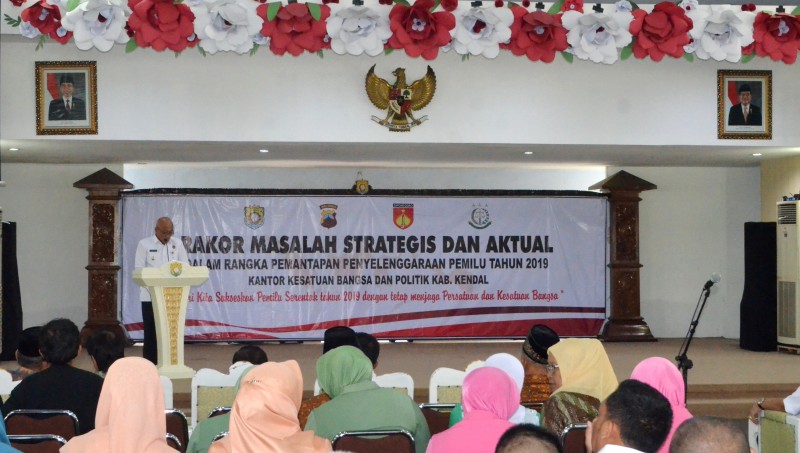 PEMKAB KENDAL GELAR RAKOR MASALAH STRATEGIS DAN AKTUAL