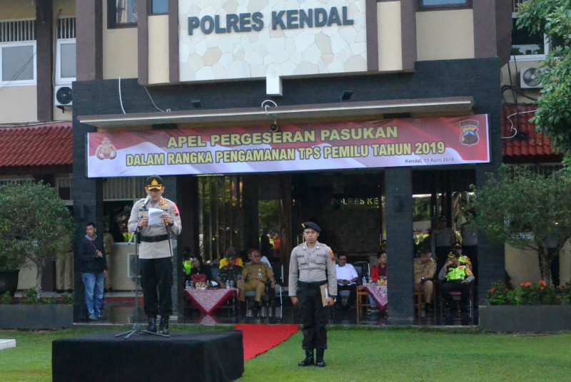 POLRES KENDAL GELAR APEL PERGESERAN PASUKAN PENGAMANAN TPS PEMILU 2019