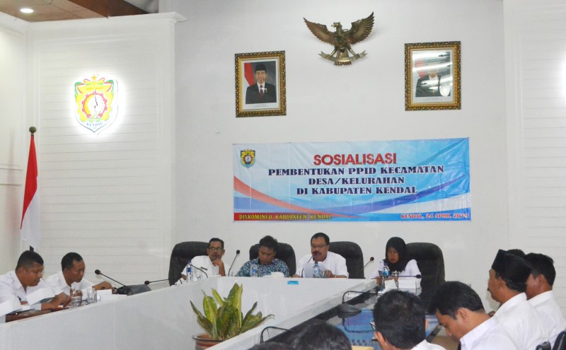 DISKOMINFO KENDAL SOSIALISASIKAN PEMBENTUKAN PPID KECAMATAN DAN DESA