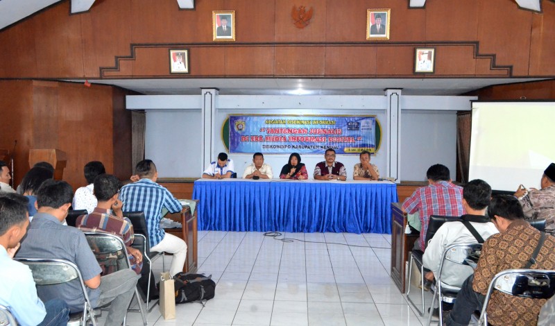DISEMINASI INFORMASI INGATKAN TANTANGAN JURNALIS DI ERA INFORMASI DIGITAL