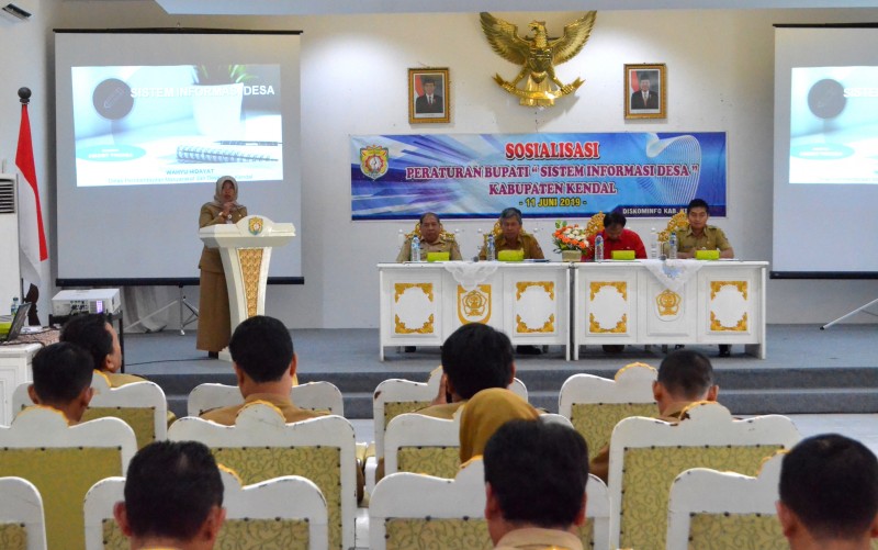 DISKOMINFO KENDAL SOSIALISASIKAN PERBUP TENTANG SID