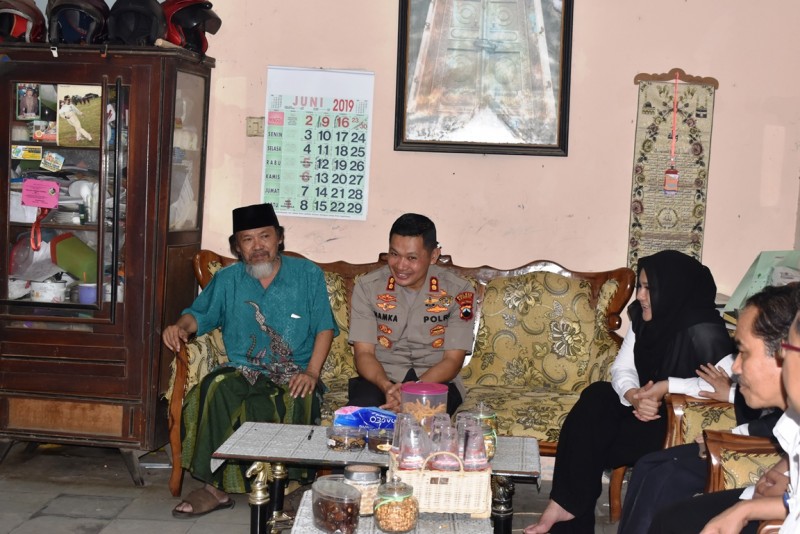 BUPATI KENDAL KEMBALI SOWAN KE PARA KYAI