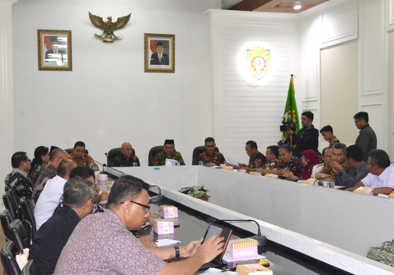 PEMERINTAH KABUPATEN KENDAL SAMBUT KUNJUNGAN KOMISI X DPR RI