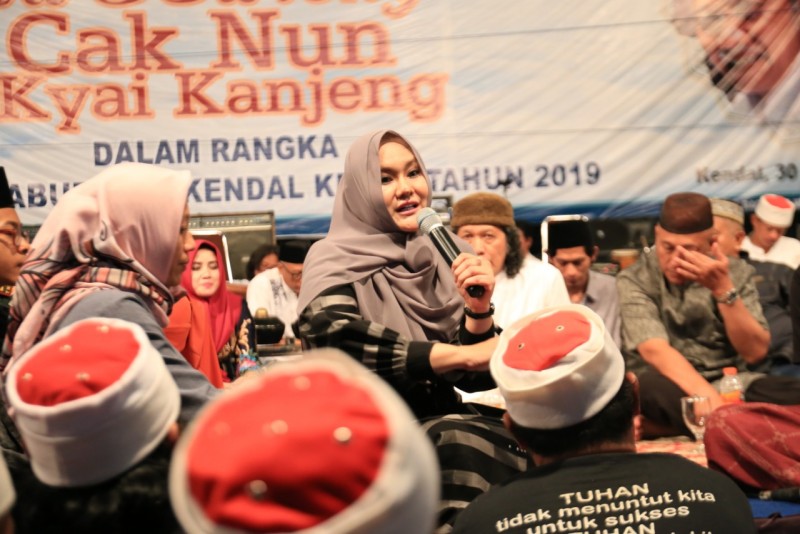 SINAU BARENG CAK NUN, BUPATI MIRNA ASYIK AJAK DISKUSI TENTANG KENDAL