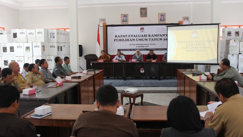 KPU KENDAL EVALUASI PELAKSANAAN KAMPANYE PEMILU 2019