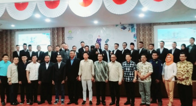 BUPATI KENDAL : HIPMI HARUS BISA BERKONTRIBUSI DI ERA INDUSTRI 4.0