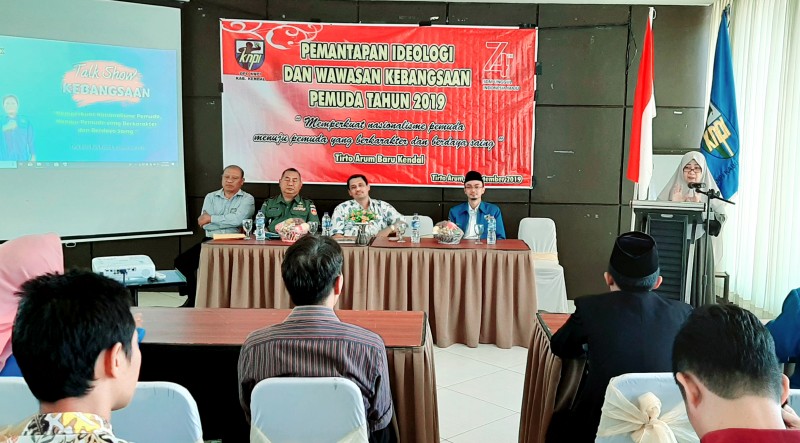 BUPATI MIRNA INGIN PEMUDA MEMILIKI PERAN AKTIF DALAM MEMBANGUN KENDAL