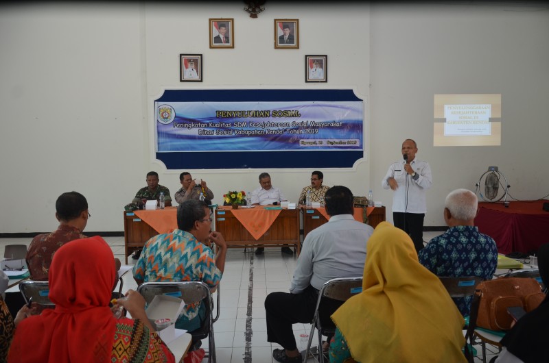 GILIRAN KECAMATAN NGAMPEL TERIMA PENYULUHAN KESEJAHTERAAN SOSIAL