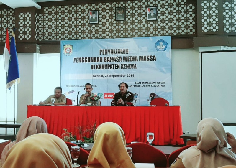BALAI BAHASA JATENG ADAKAN PENYULUHAN BAHASA INDONESIA YANG BAIK DI KENDAL