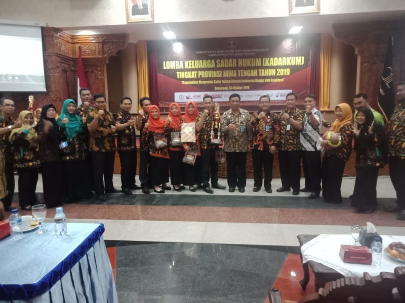 TIM KADARKUM KENDAL RAIH JUARA 2 TINGKAT JATENG
