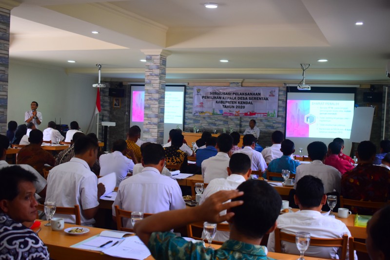 PEMKAB KENDAL SOSIALISASIKAN PILKADES SERENTAK 2020