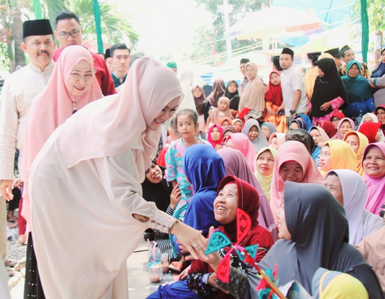 PEMKAB KENDAL HADIRI HAUL KH MUSTHOFA KHOIR KE-28 DI DESA PANDES