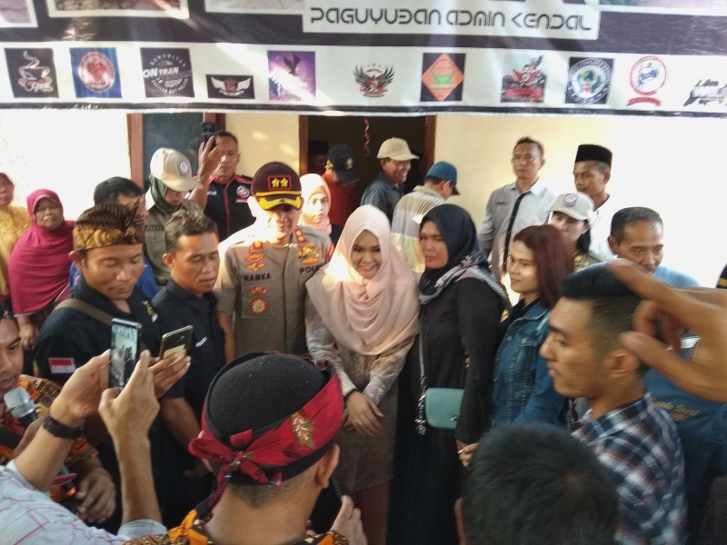 BUPATI MIRNA ANNISA RESMIKAN RUMAH LAYAK HUNI WARGA