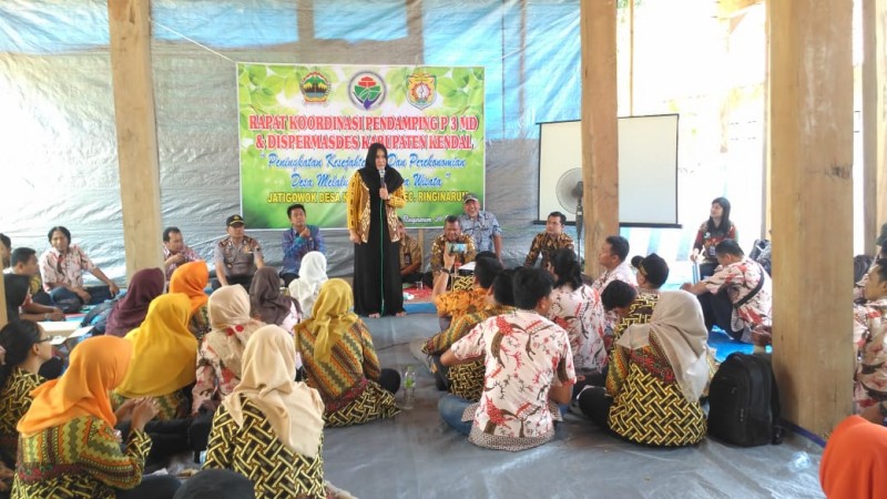 BUPATI KENDAL MINTA DESA KREATIF BENTUK DESA WISATA SESUAI POTENSI