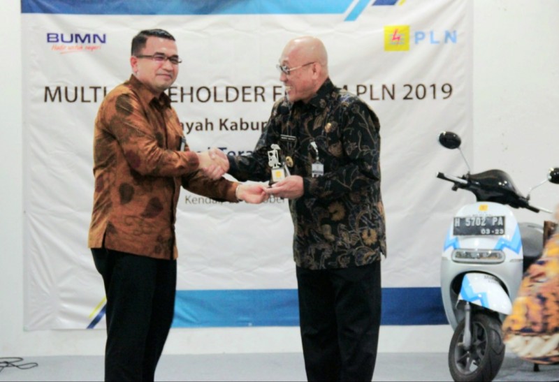 KEHADIRAN SPLU, PEMKAB KENDAL SIAP BESINERGI DENGAN PT. PLN