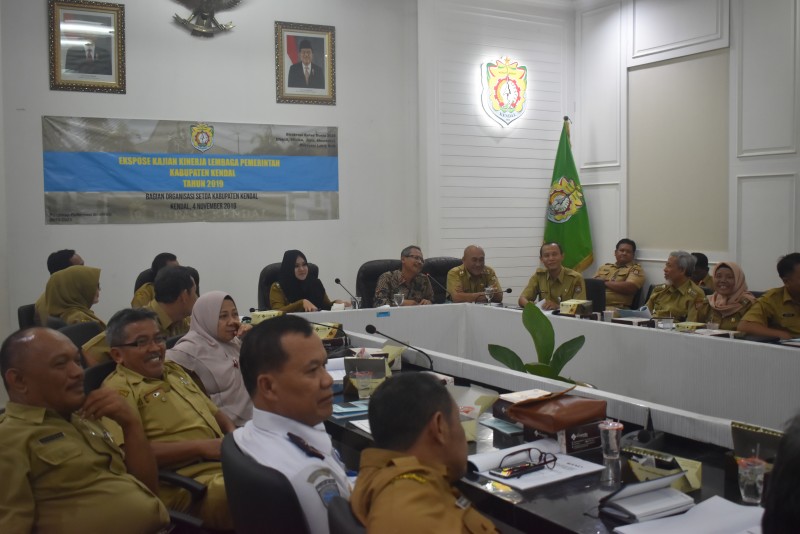 BUPATI KENDAL : KINERJA LAYANAN PUBLIK MENINGKAT MASYARAKAT PUAS