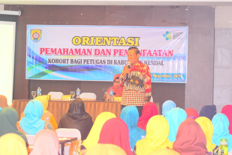 BIDAN  UJUNG TOMBAK PELAYANAN KESEHATAN IBU BAYI DAN BALITA DI DESA